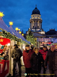 Gendarmenmarkt Christmas market at night
